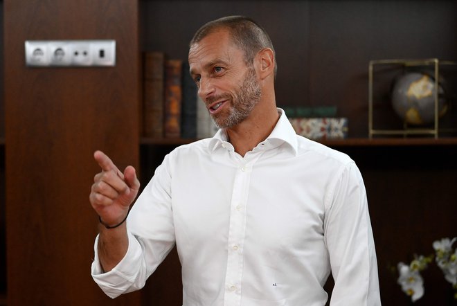 Aleksander Čeferin je potrdil govorice, da Uefa razmišlja o širitvi lige prvakov na 36 klubov. FOTO: Franck Fife/AFP