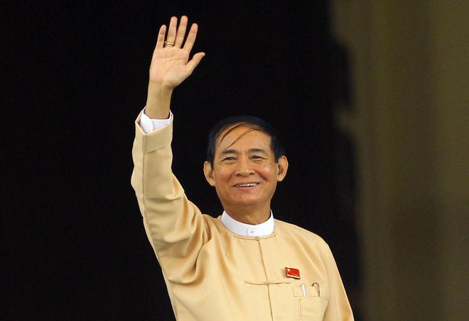 Parlament je Vin Mjinta na položaj izvolil s 403 glasovi od skupno 636 poslancev. FOTO: Aung Shine Oo/AP
