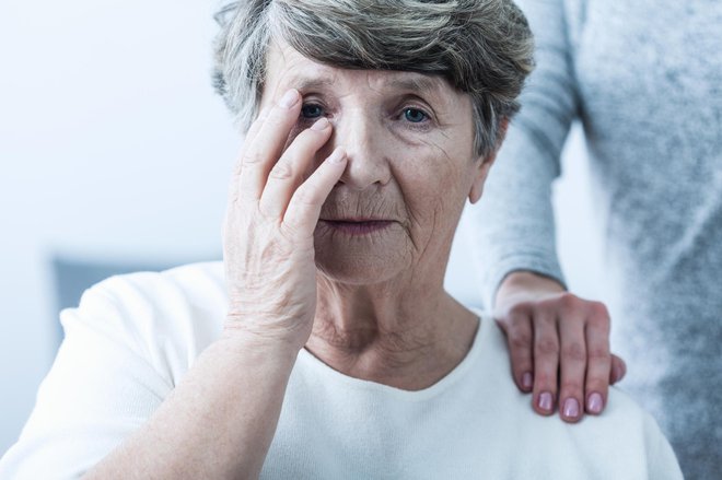 Gospa je hlipala zaradi tega, kar se ji je zgodilo v trgovini (simbolična fotografija). FOTO: Katarzynabialasiewicz, Getty Images, Istockphoto