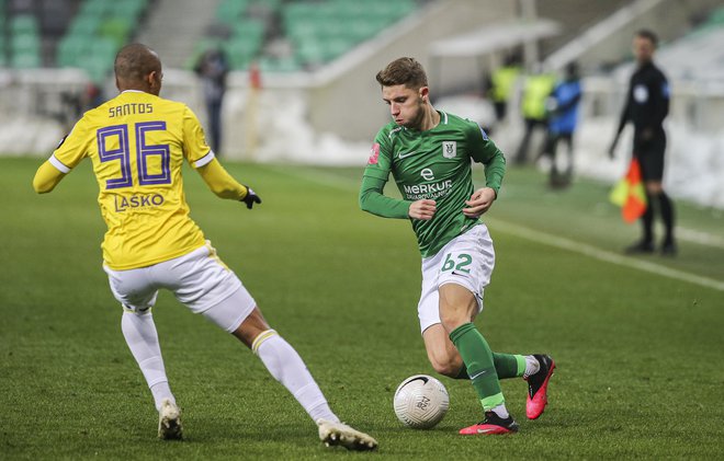 Derbi se je končal v prid Olimpije. FOTO: Jože Suhadolnik, Delo