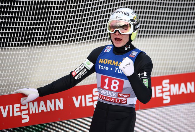 Anže Lanišek se je takole predvčerajšnjim veselil odličnega drugega mesta v Innsbrucku. FOTO: Lisi Niesner/Reuters