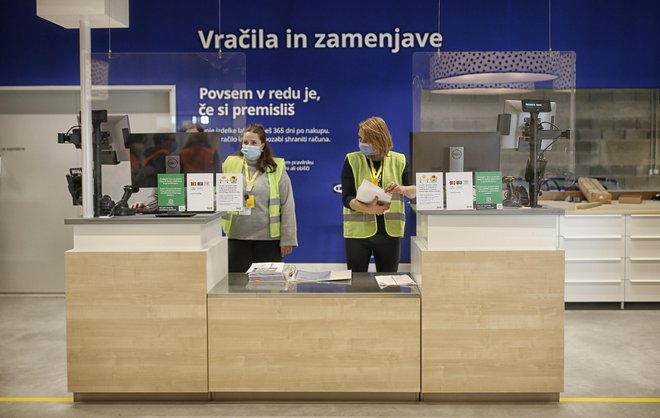 Za obisk Ikeine trgovine v Ljubljani je treba oddati rezervacijo termina, vendar spletna stran zaradi tehničnih težav ne deluje. Foto: Blaž Samec