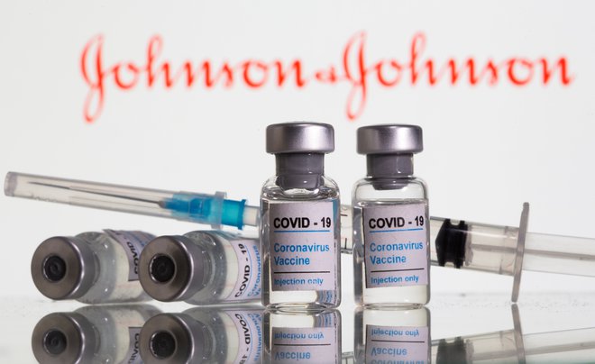 Cepivo ameriškega podjetja&nbsp;Johnson &amp; Johnson. FOTO: Dado Ruvic/Reuters