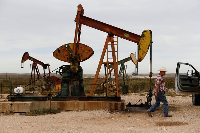 Zmrzal je naftna črpališča v Texasu ovirala le prehodno, postopno proizvodnja spet raste. FOTO: Angus Mordant/Reuters