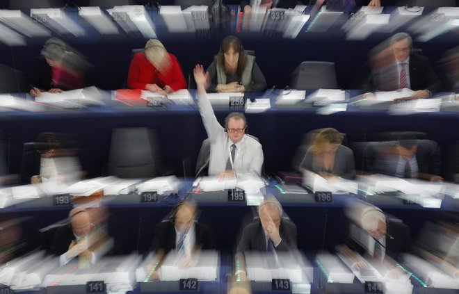 Evropski politiki so začeli spoznavati pravo naravo političnega režima, ki ga gradi v Sloveniji. FOTO: Vincent Kessler/Reuters&nbsp;