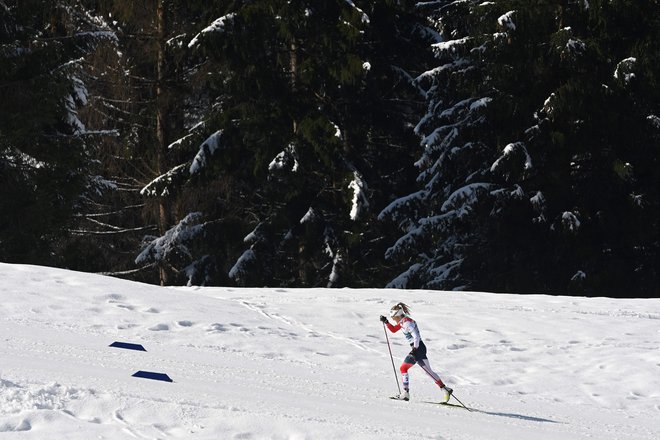 Therese Johaug si je zlato na 30 km pribojevala v solo teku. FOTO: Christof Stache/AFP