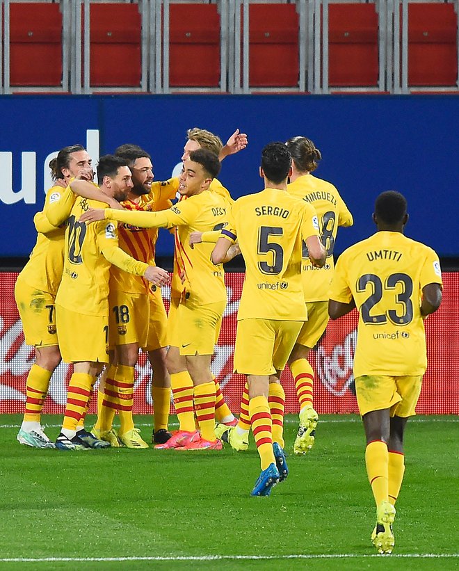 Barcelona je z zmago v Pamploni potrdila, da je v naletu in je pred nedeljskimi predsedniškimi volitvami vrnila optimizem na Camp Nou. FOTO: Ander Gillenea/AFP