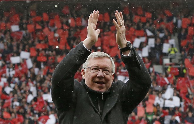 Sir Alex Ferguson je pred tremi leti prestal operacijo zaradi možganske krvavitve, ki bi bila skoraj usodna. FOTO: Phil Noble/Reuters