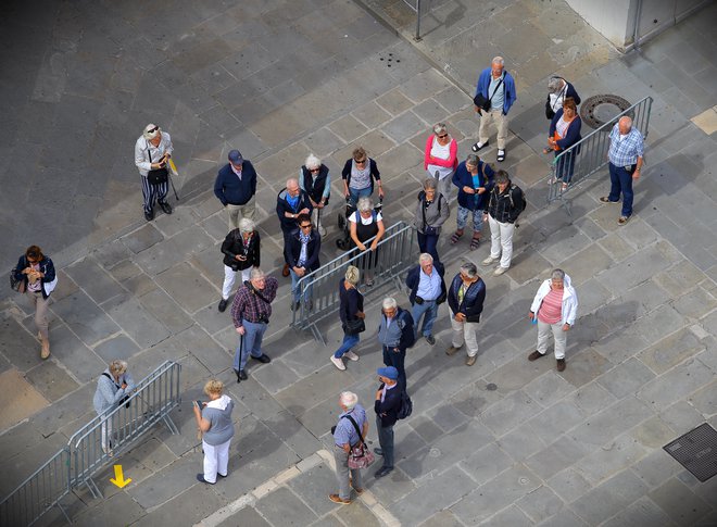 Upoštevati je treba, da ljudje smo, kar pač smo, zlasti ko nas merijo &ndash; ali ko smo mi sami tisti, ki merimo. FOTO: Jože Suhadolnik/Delo