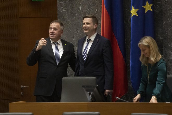 Očitno je, da Zdravko Počivalšek in Igor Zorčič ne vidita enako poti, po kateri bi morala iti v prihodnje SMC. FOTO: Voranc Vogel/Delo