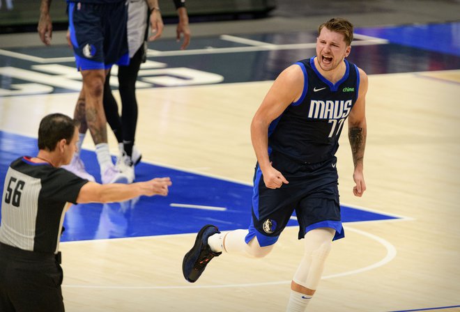 Luka Dončić se je nekajkrat razjezil na sodnike in si prislužil tehnično napako. FOTO: Jerome Miron/USA Today Sports