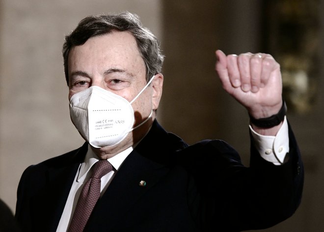 Mario Draghi je z embargom na cepivo opozoril nase tudi Evropo.<br />
FOTO: Filippo Monteforte/AFP