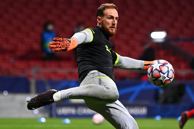 Jan Oblak in soigralci bi morali zbrati čim več točk do odhoda na zbore nacionalnih reprezentanc. FOTO: Gabriel Bouys/AFP