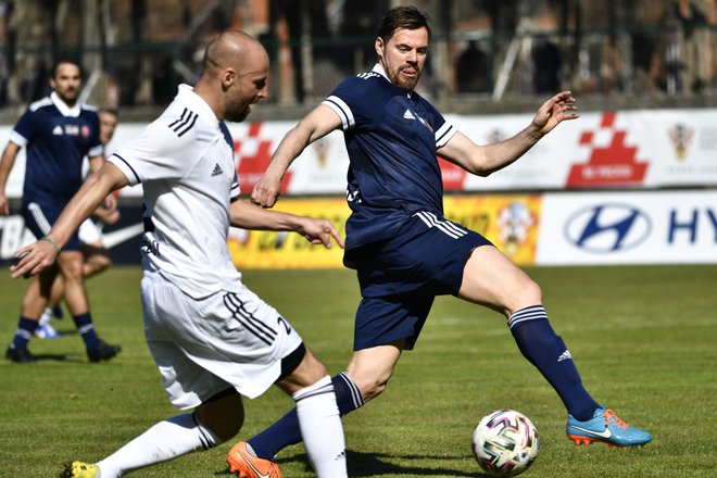 Mišo Brečko med akcijo na desnem boku. FOTO: Ronald Goršić/Cropix