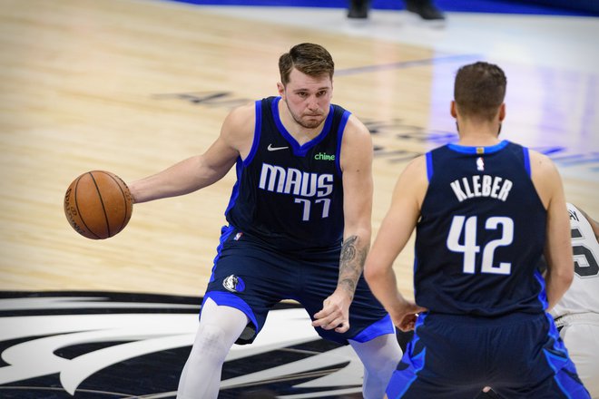 Luka Dončić je dosegel 34. trojni dvojček kariere in na 11. mestu večne lestvice prehitel Boba Cousyja. FOTO: Jerome Miron/Usa Today Sports