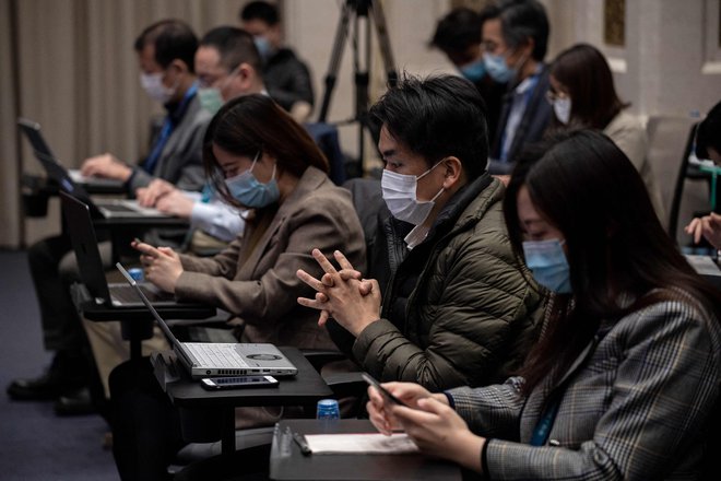 Komunistična partija zaostruje nadzor nad mediji tudi v Hongkongu, ki so mu obljubili svobodo tiska. FOTO: Nicolas Asfouri/AFP