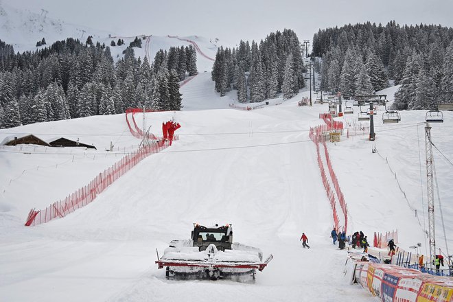 Na finalu svetovnega pokala imajo velike težave z vremenom. FOTO: Fabrice Coffrini/AFP