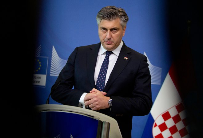 Premier Andrej Plenković je poskusil v javnosti zmanjšati pomen znotrajstrankarskega dogajanja. FOTO: Virginia Mayo/AFP
