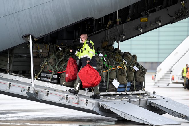 Med drugim valom pandemije je Portugalski na pomoč priskočila nemška vojska s svojimi zdravniki in opremo. FOTO: Fabian Bimmer Reuters