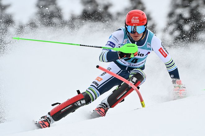 Štefan Hadalin je zaostal za 2,51 sekunde za zmagovalcem. FOTO: Fabrice Coffrini/AFP