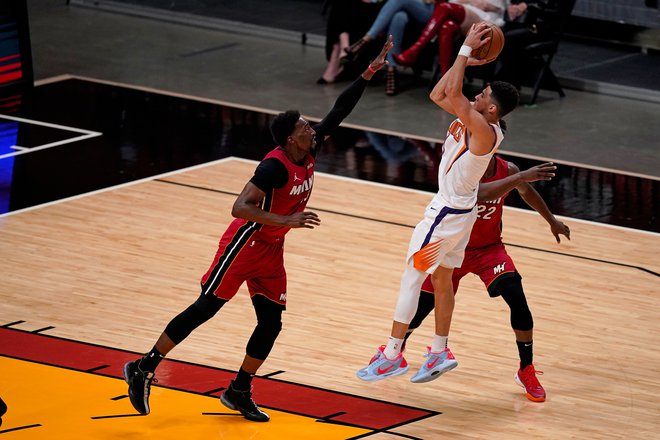 Najboljši strelec Phoenixa je bil Devin Booker s 23 točkami. FOTO: Jasen Vinlove/Usa Today Sports