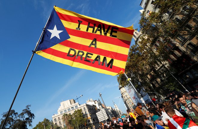 Oktobra 2017 so številni Katalonci sanjali, zdaj se širijo frustracije. FOTO: Yves Herman/Reuters