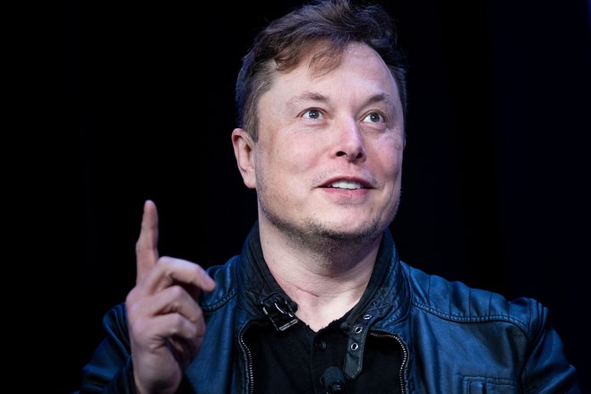 Elon Musk ni ljubitelj sindikatov, zato so ga ameriške oblasti vzele v precep. FOTO: Brendan Smialowski/AFP