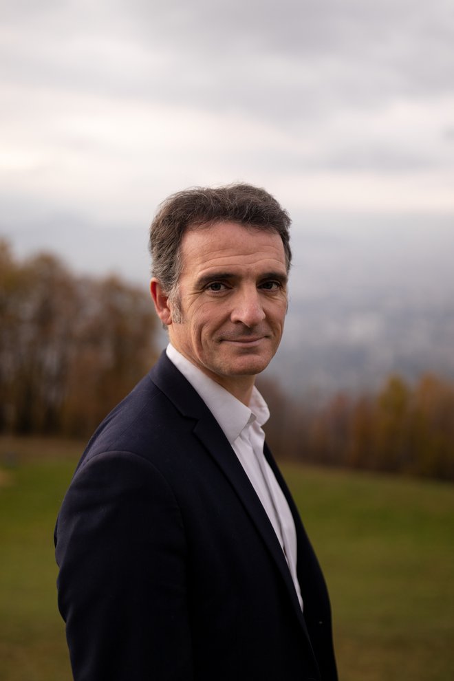 Župan Grenobla Éric Piolle izvira iz Pauja v Pirenejih, v Grenoble se je preselil med študijem. FOTO: Dilan Gurliat