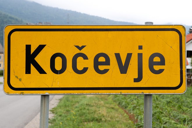 Nekje &raquo;od zgoraj&laquo; so pred kratkim oznanjali in očitali, da smo v Kočevju prehitevali s cepljenjem, ker smo bili pri tem z Izraelom najhitrejši na tem svetu. Foto Marko Feist/Slovenske novice