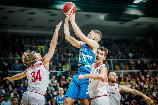 Tudi kapetan slovenske reprezentance Edo Murić nestrpno pričakuje žreb. FOTO: FIBA