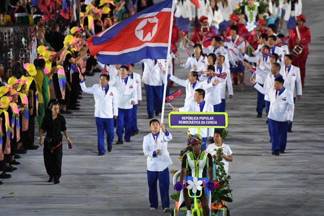 Severna Koreja se je takole predstavila na OI v Riu.&nbsp;FOTO: Pedro Ugarte/AFP