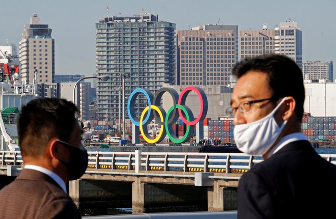 Japonci niso pretirano navdušeni nad tem, da bi v letošnjem poletju izpeljali olimpijske igre v Tokiu. FOTO: Kim Kyung-hoon/Reuters