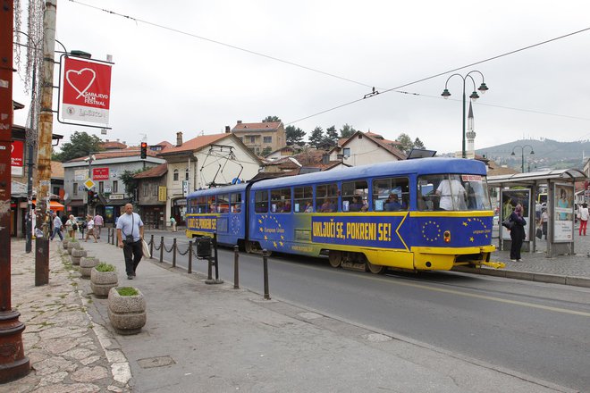 Tramvaj, ki povezuje center in Ilidžo. FOTO: Primož Butinar