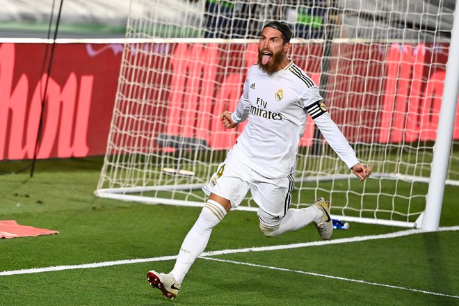 Sergio Ramos se je v zadnjem času oprijela smola. FOTO: Gabriel Bouys/AFP