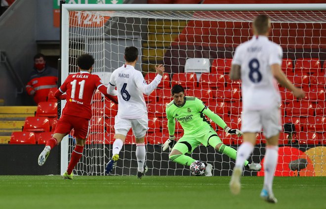 Realov vratar Thibaut Courtois je bil med junaki tekme v Liverpoolu. FOTO: David Klein/Reuters