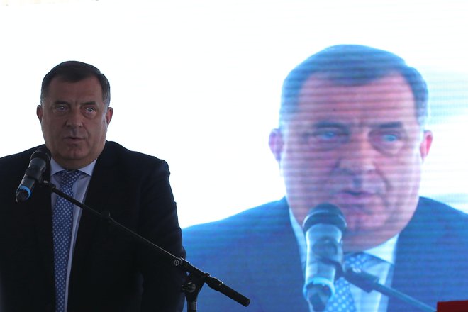 Milorad Dodik si želi mirnega razpada BiH. FOTO: Tomi Lombar/Delo