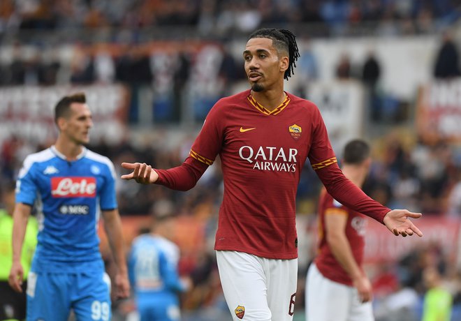 Soccer Football - Serie A - AS Roma v Napoli - Stadio Olimpico, Rome, Italy - November 2, 2019 AS Roma&#39;s Chris Smalling looks dejected REUTERS/Alberto Lingria - RC1615FD4EE0 [avtor:Lingria Alberto] Foto Alberto Lingria Reuters Pictures