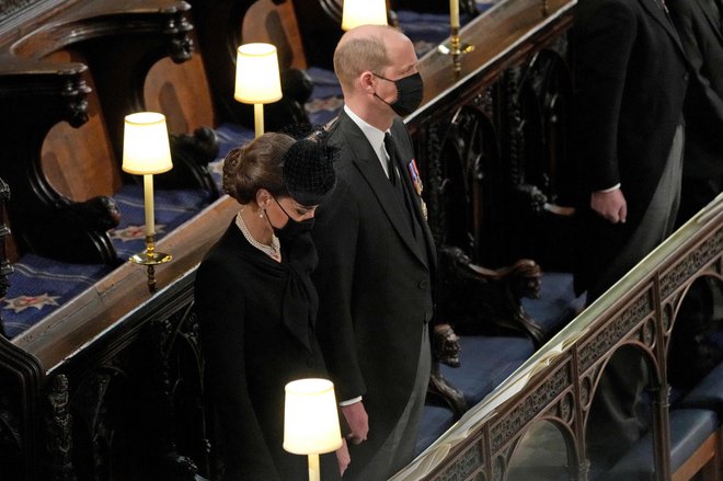 Filipov vnuk, princ William z ženo Kate FOTO: Yui Mok/ AFP