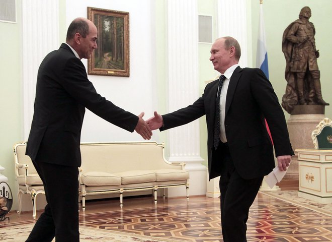 Janez Janša je Kremelj obiskal novembra 2012. Takrat ga je Vladimir Putin na srečanje pustil čakati dobri dve uri. FOTO: Maxim Shipenkov/AFP