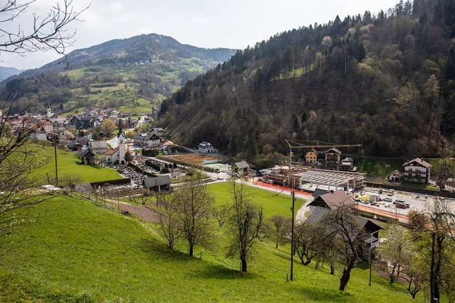 Spar Slovenija bo s svojo novo trgovino v Cerknem odprl dodatna delovna mesta in poskrbel za sodobno nakupovalno izkušnjo. FOTO: Urban Štebljaj