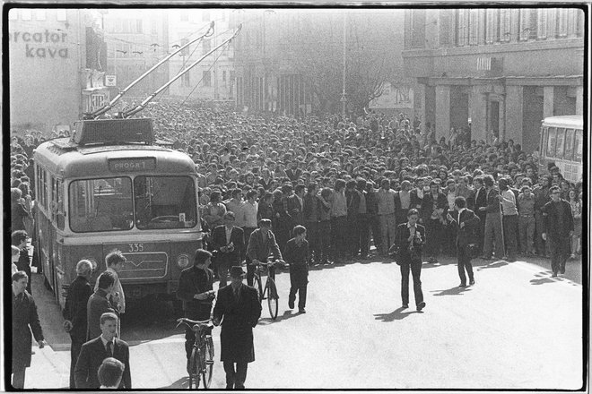 Študentske demonstracije aprila 1971 FOTO: Tone Stojko