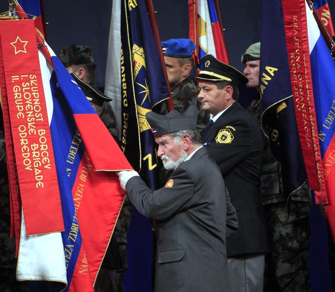 Vojni veterani, praporŠČaki na državni proslavi ob dnevu upora proti okupatorju. FOTO: Uroš Hočevar/Delo