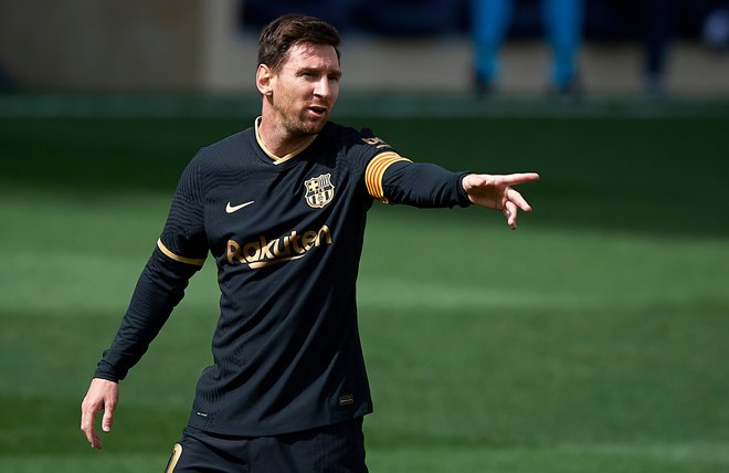 Lionelu Messiju bo konec junija potekla pogodba z Barcelono. FOTO: Pablo Morano/Reuters