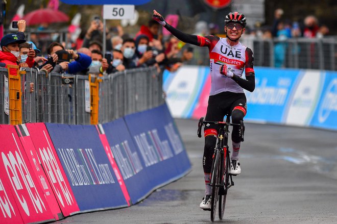 Jan Dombrowski se je takole veselil etapne zmage. FOTO: Dario Belingheri/AFP