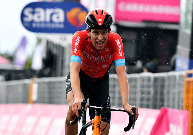 Gino Mäder je v svojo korist odločil šesto etapo dirke po Italiji. FOTO: Jennifer Lorenzini/Reuters