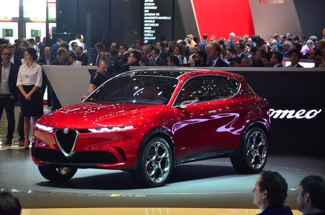 Koncept alfa romeo tonale so predstavili že leta 2019 na ženevskem salonu, toda niti letos ga še ne bo na cestah. FOTO: Gašper Boncelj