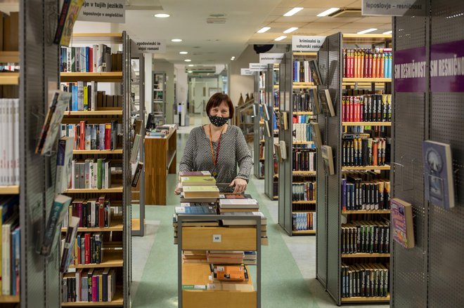 Zaprte knjigarne in knjižnice so nas naučile pogrešati knjigo. FOTO:&nbsp; Voranc Vogel