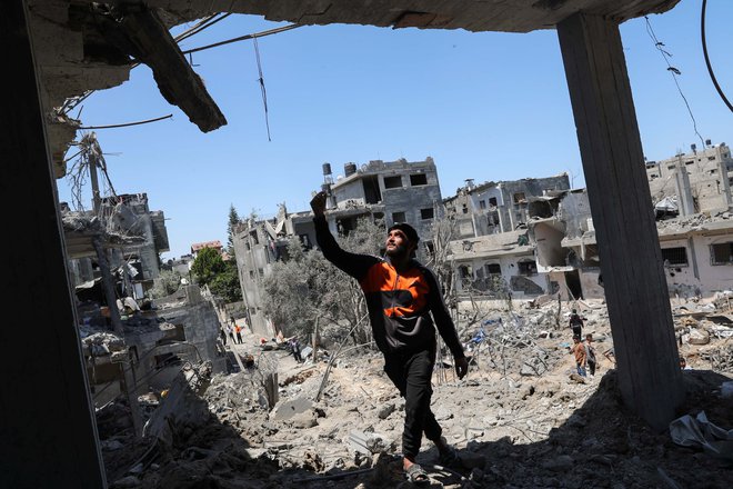 Opustošenje v Gazi po izraelskem bombardiranju Foto Mohamed Salem/Reuters