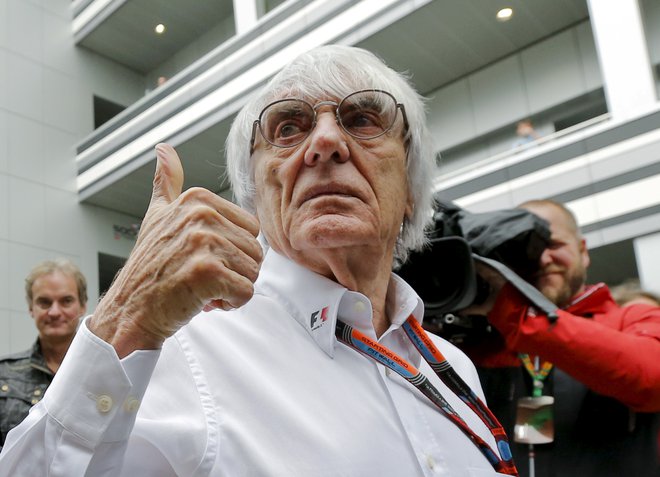 Bernie Ecclestone ne dvomi, da bo Lewis Hamilton osvojil novo lovoriko. FOTO: Maxim Shemetov/Reuters