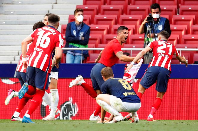 Luis Suarez je v najboljšem trenutku prekinil svoj trimesečni strelski post. FOTO: Juan Medina/Reuters